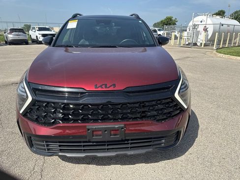 Used 2025 Kia Sportage X-Line w/ Premium Package AWD/4WD image 2