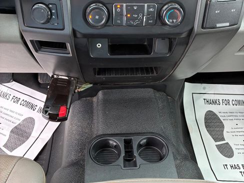 Used 2018 Ford F250 XL w/ Power Equipment Group image 33