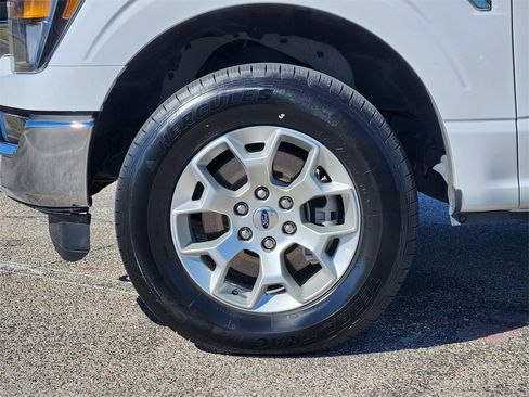Used 2023 Ford F150 XLT image 7
