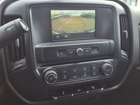 Used 2019 GMC Sierra 2500 4x4 Crew Cab w/ Sierra Convenience Package image 22