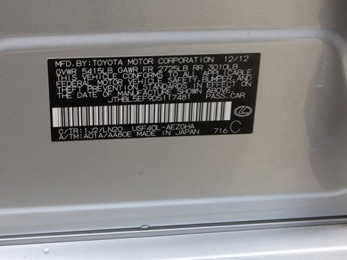 Used 2013 Lexus LS 460 w/ Comfort Pkg image 34