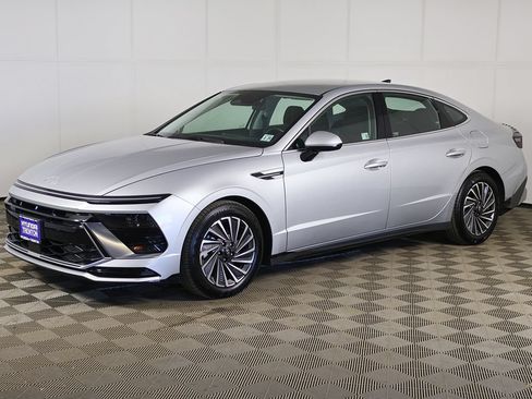 Used 2025 Hyundai Sonata SEL FWD image 7