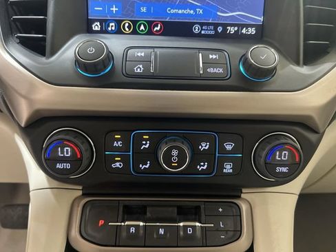 Used 2023 GMC Acadia Denali AWD/4WD image 17