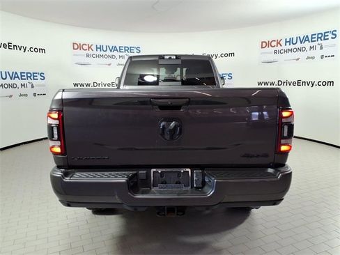 Used 2022 RAM 3500 Limited image 5