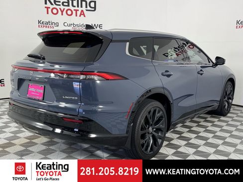 New 2025 Toyota Crown Signia image 14