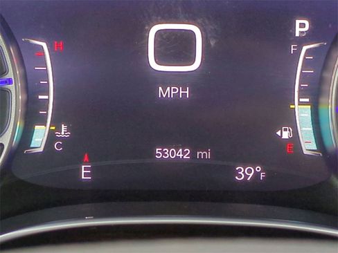 Used 2022 Chrysler Pacifica Limited image 12