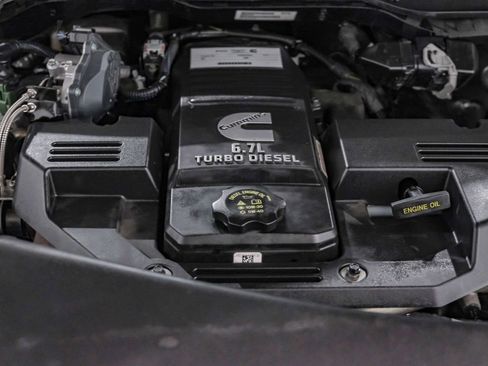 Used 2024 RAM 3500 Tradesman w/ Chrome Appearance Group image 57