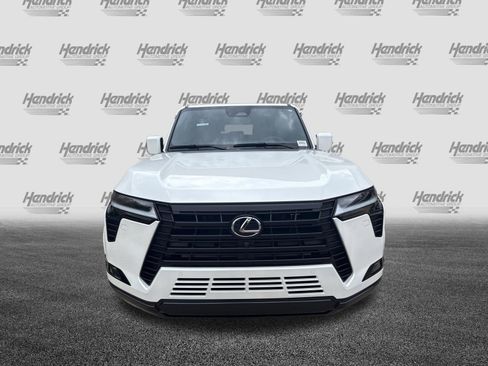 Used 2025 Lexus GX 550 w/ Accessory Package (2T) AWD/4WD image 3