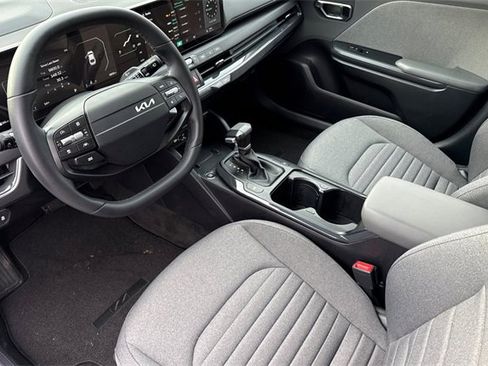 Certified 2025 Kia K4 EX image 12
