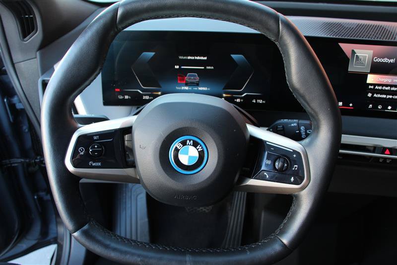 Used 2024 BMW iX xDrive50 w/ Premium Package AWD/4WD image 26