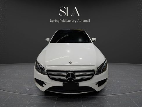 Used 2019 Mercedes-Benz E 300 4MATIC w/ Premium 1 Package image 3