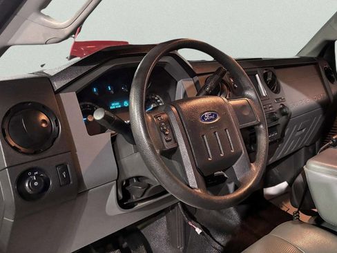 Used 2012 Ford F250 XL w/ PWR Equipment Group image 8