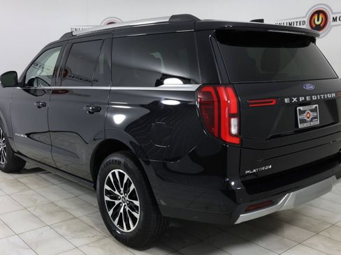 Used 2025 Ford Expedition Platinum AWD/4WD image 4