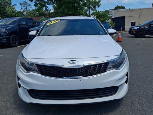 Used 2018 Kia Optima LX FWD image 12