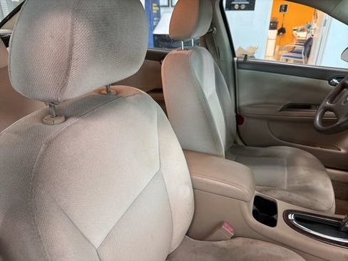 Used 2008 Chevrolet Impala LS FWD image 24