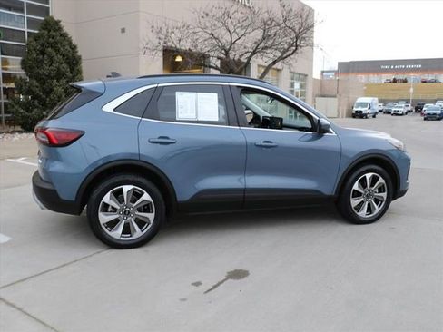 Used 2024 Ford Escape Platinum image 6