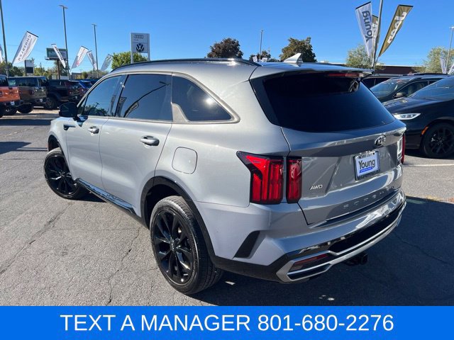 Used 2021 Kia Sorento SX AWD/4WD image 3