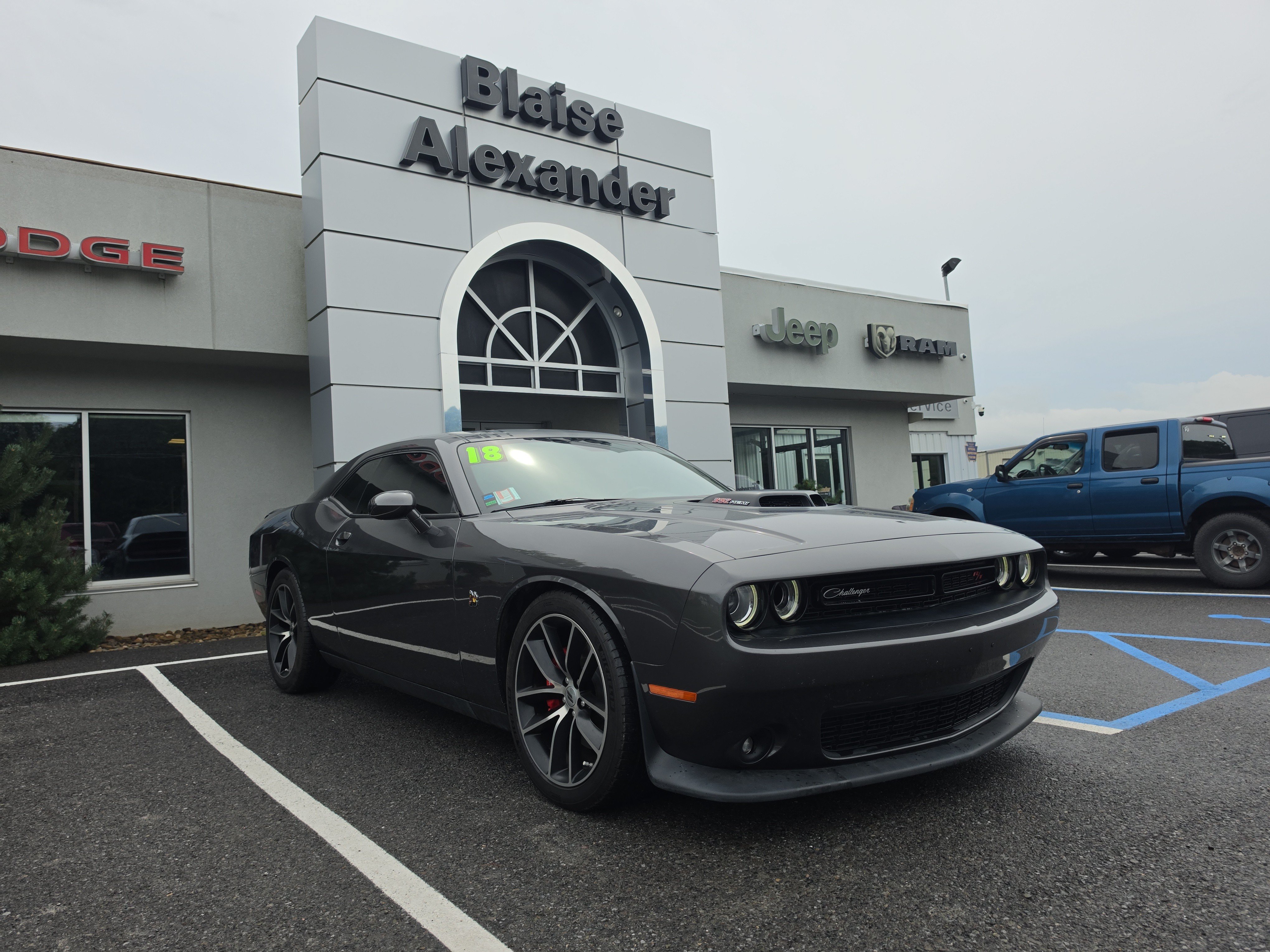 Used 2018 Dodge Challenger R/T Scat Pack RWD image 1