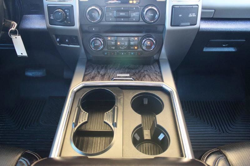 Used 2017 Ford F250 Lariat w/ Lariat Value Package AWD/4WD image 37