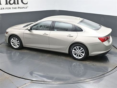 Used 2016 Chevrolet Malibu LT image 39