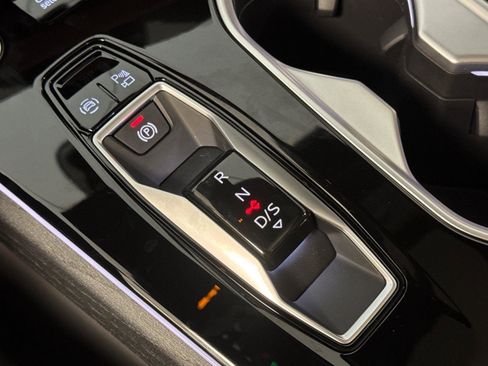 New 2026 Audi A6 Premium Plus AWD/4WD image 20