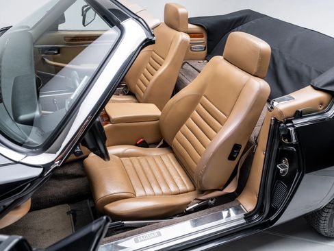 Used 1990 Jaguar XJS V12 Convertible RWD image 35