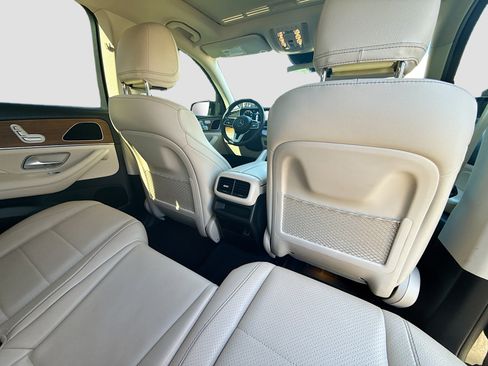 Used 2021 Mercedes-Benz GLE 350 w/ 3rd Row Seat Package image 31