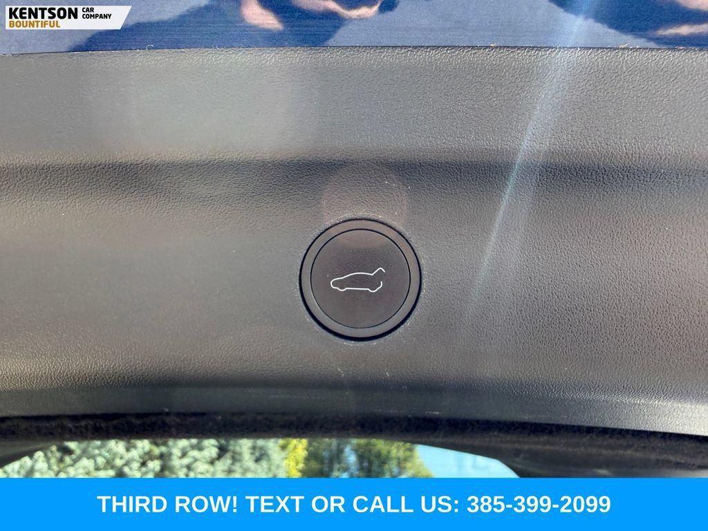 Used 2023 Tesla Model Y Long Range AWD/4WD image 34