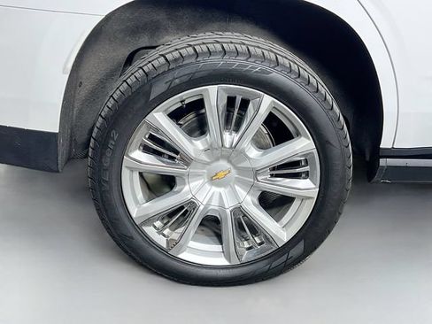 Used 2021 Chevrolet Tahoe High Country w/ Premium Package AWD/4WD image 41