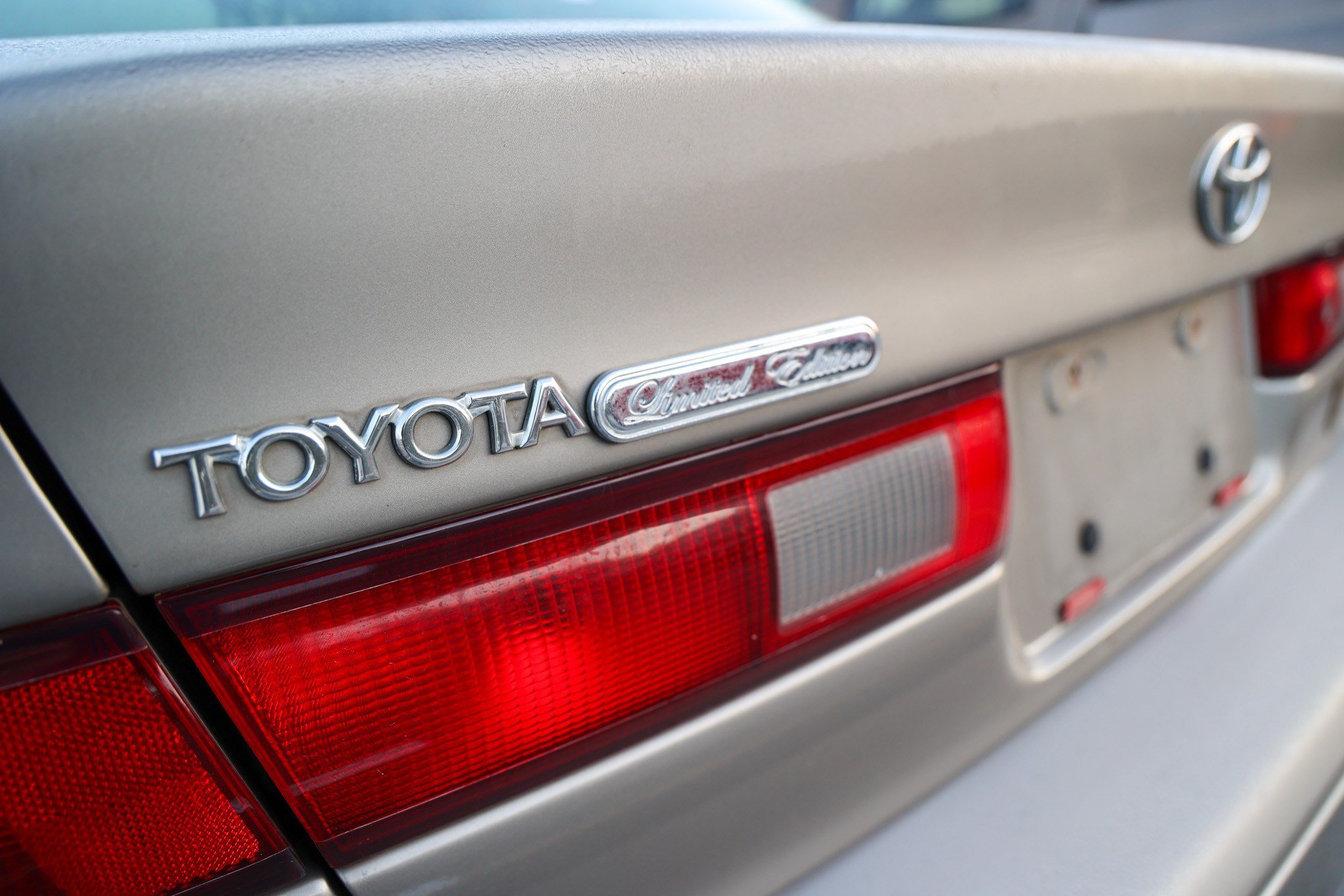 Used 1998 Toyota Camry LE FWD image 11