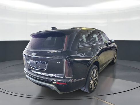 New 2027 Cadillac Vistiq Luxury AWD/4WD image 3