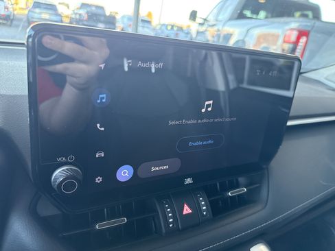 Used 2024 Toyota RAV4 Limited image 27