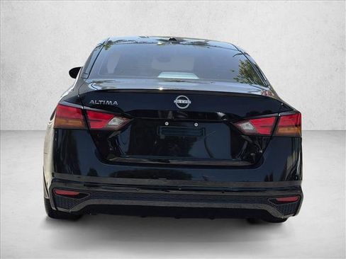 Certified 2025 Nissan Altima 2.5 S FWD image 7
