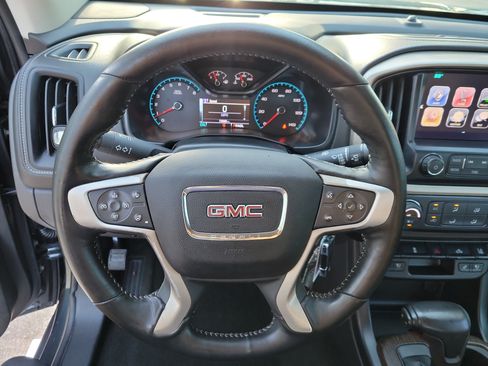 Used 2017 GMC Canyon Denali RWD image 19
