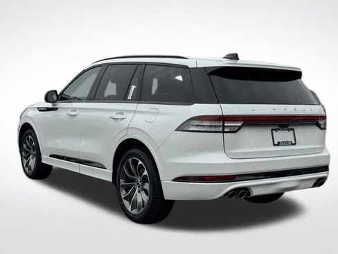 New 2026 Lincoln Aviator Reserve image 7