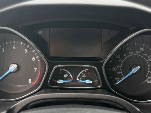 Used 2018 Ford Focus SEL image 14