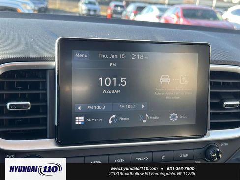 Used 2025 Hyundai Venue SEL image 26