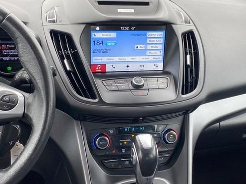 Used 2017 Ford C-MAX Energi SE w/ Equipment Group 402A image 10