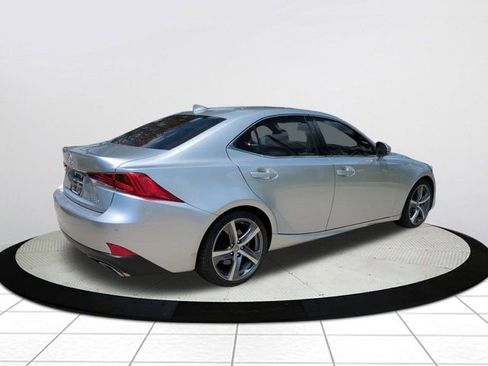 Used 2019 Lexus IS 300 RWD image 3