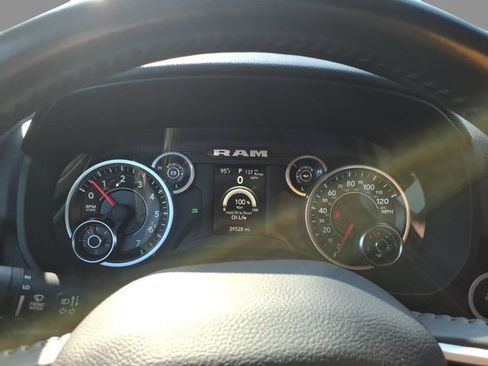 Used 2022 RAM 1500 Big Horn w/ Trailer Tow Group AWD/4WD image 17