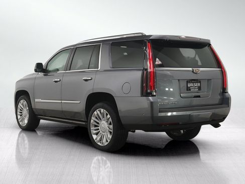 Used 2019 Cadillac Escalade Platinum AWD/4WD image 4