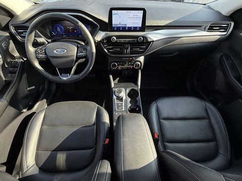 Used 2022 Ford Escape Titanium w/ Class II Trailer Tow Package image 29