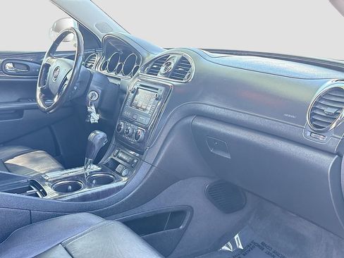 Used 2017 Buick Enclave Leather AWD/4WD image 30