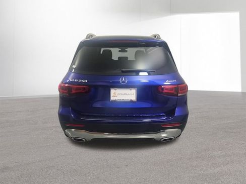 Used 2021 Mercedes-Benz GLB 250 4MATIC image 31