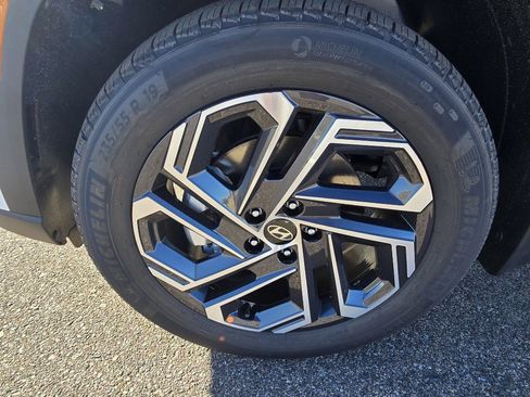 New 2026 Hyundai Tucson Limited image 9