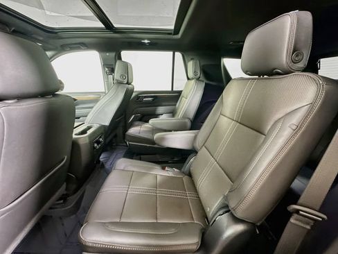 Used 2026 Chevrolet Tahoe High Country AWD/4WD image 31