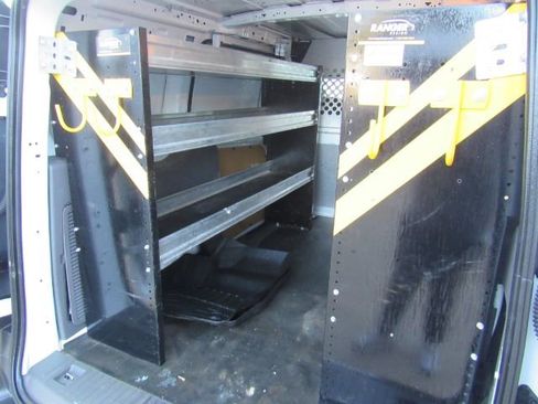 Used 2020 Ford Transit Connect XL image 22