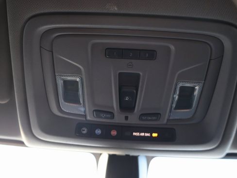 Used 2019 Chevrolet Silverado 1500 LTZ w/ LTZ Plus Package image 15