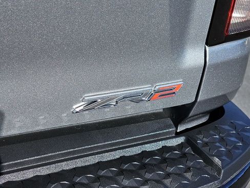 Used 2023 Chevrolet Colorado ZR2 w/ ZR2 Convenience Package III image 14