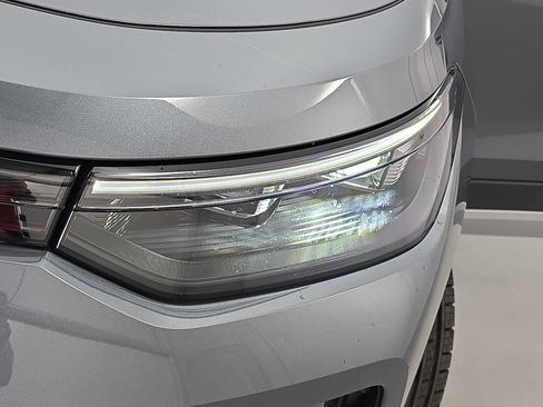 New 2026 Volkswagen Tiguan SE image 31